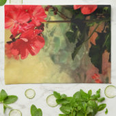 旧式なスタイルの赤いゼラニウムによってはギフトが開花します キッチンタオル (折り畳み)