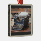 旧式なタイプライターのオーナメント メタルオーナメント (右)