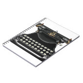 旧式なタイプライター ノートブック (左側)