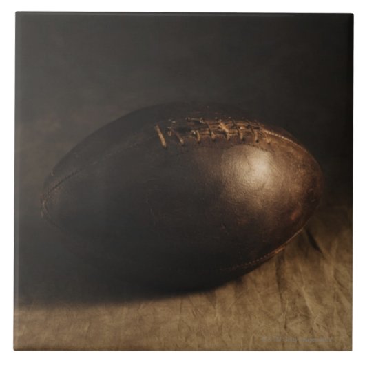 旧式なフットボール タイル (正面)