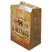 旧式なマイル標石の第90誕生日 ミディアムペーパーバッグ (正面アングル)