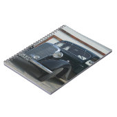 旧式なメルセデス3 ノートブック (左側)