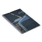 旧式なメルセデス4 ノートブック (右側)