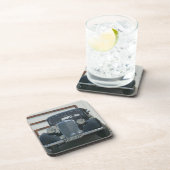 旧式なメルセデス コースター (右側)