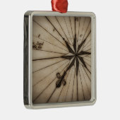 旧式な地図の風バラの閉めて下さい メタルオーナメント (右)