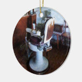 旧式の理髪店の椅子 セラミックオーナメント (左)