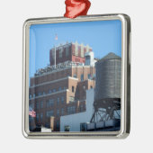 旧港務局建物 メタルオーナメント (左)