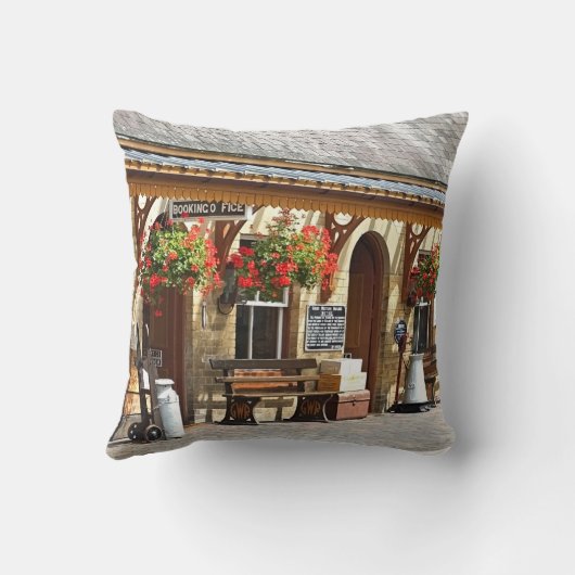 旧駅 クッション (裏面)