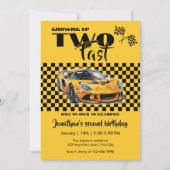 早い2歳の誕生日に育つイエロースポーツカー 招待状 (正面)