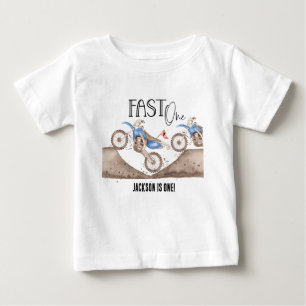 早く大きくなる ファーストワン ブルーのダートバイク １歳の誕生日 ベビーTシャツ
