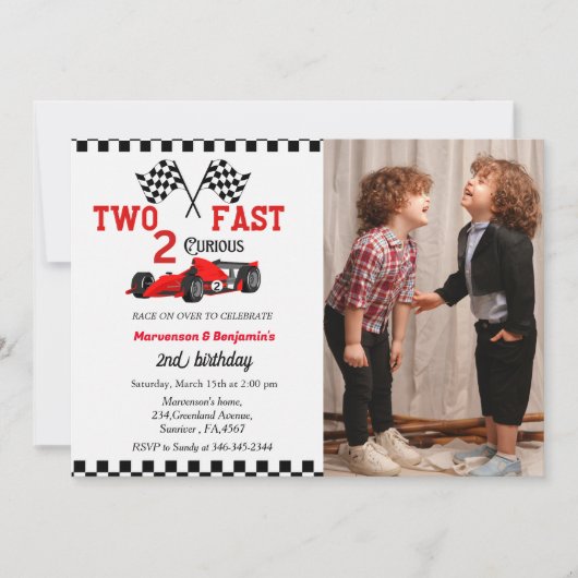 早すぎるレースカーの双子の男の子の2nd誕生日 招待状 (正面)