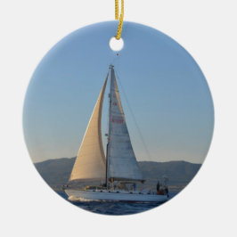 早朝の日陰の女性 セラミックオーナメント