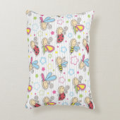 昆虫が付いているパターン アクセントクッション (正面(垂直))