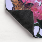 （昆虫）オオカバマダラ、モナークおよびピンクのPenta マウスパッド (コーナー)