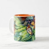 (昆虫)オオカバマダラ、モナークの朝のマグの移動 ツートーンマグカップ (正面左)