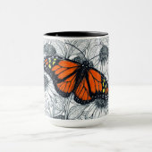 (昆虫)オオカバマダラ、モナークの蝶 マグカップ (中央)