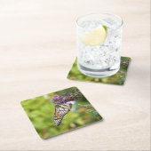 (昆虫)オオカバマダラ、モナークバタフライオンパープルバタフライブッシュ スクエアペーパーコースター (インサイチュ)