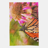 (昆虫)オオカバマダラ、モナークバタフライオンフラワークローズアップ抽象芸術 キッチンタオル (縦)