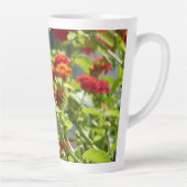 (昆虫)オオカバマダラ、モナークバタフライオンレッドバタフライブッシュ カフェラテマグ (右)