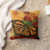 （昆虫）オオカバマダラ、モナークバタフライガーデンサンフラワーズウォーターカラー クッション (ブランケット)