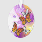 （昆虫）オオカバマダラ、モナーク蝶の背景（紫） オーナメント (正面)