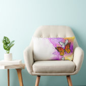(昆虫)オオカバマダラ、モナーク蝶の背景(紫) ランバークッション (椅子)