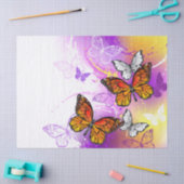 （昆虫）オオカバマダラ、モナーク蝶の背景（紫） 薄葉紙 (クラフト)