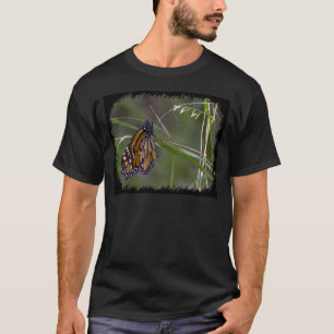 (昆虫)オオカバマダラ、モナーク蝶の花 Tシャツ
