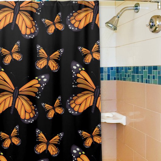 (昆虫)オオカバマダラ、モナーク蝶の黒シャワーカーテン シャワーカーテン