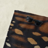 (昆虫)オオカバマダラ、モナーク蝶ウィングアップクローズパターン ビーチタオル (インサイチュ)