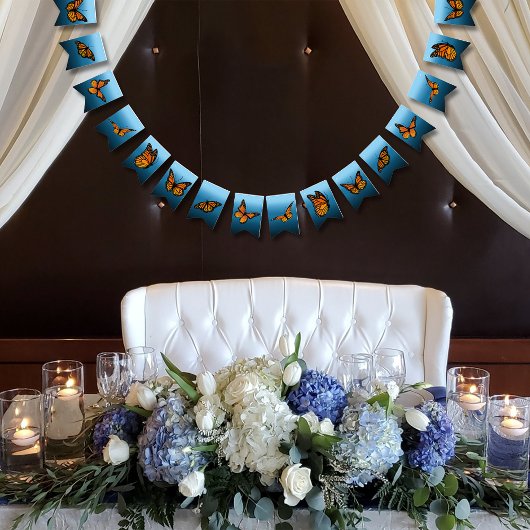 (昆虫)オオカバマダラ、モナーク蝶ブルーグラデーション バンティングフラッグ