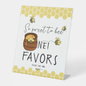 （昆虫）マルハナバチは甘い1歳の誕生日の好意 台座サイン (正面)