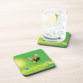 （昆虫）マルハナバチ飛んでいるオーバー牧草地 コースター (右側)