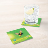 (昆虫)マルハナバチ飛んでいるオーバー牧草地 スクエアペーパーコースター (インサイチュ)