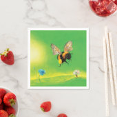 （昆虫）マルハナバチ飛んでいるオーバー牧草地 スタンダードカクテルナプキン (インサイチュ)