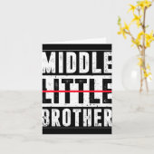 昇格して真ん中の兄になった 面白い 赤ちゃん発表 カード (黄色い花)