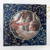 明けましておめでとうございます ネイビー＆ゴールド ファミリー フォト コラージュ 三つ折りクリスマスカード (内部最初)