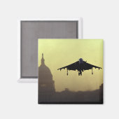 明け方にモールに着陸するハリアー機 マグネット (正面/裏面)