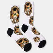 明るいお洒落緑色の目を持つ漫画の猫 ソックス (右)