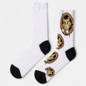 明るいお洒落緑色の目を持つ漫画の猫 ソックス (左)