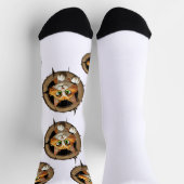 明るいお洒落緑色の目を持つ漫画の猫 ソックス (上部)