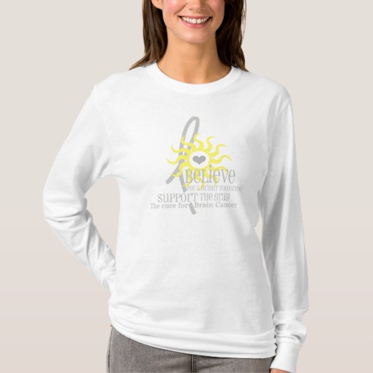 明るいので明日信じて下さい Tシャツ (正面)