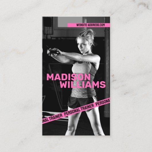 明るいはっきりしたピンクのパーソナルトレーナー写真 名刺 (正面)