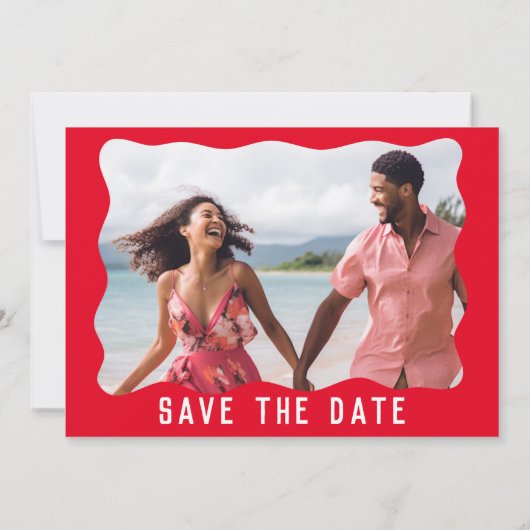 明るいはっきりしたピンクの赤い四角い波のレトロ写真 セーブザデート (裏面)