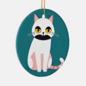 明るいはっきりした表情の猫 セラミックオーナメント (右)