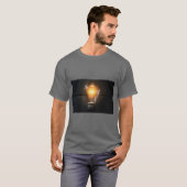明るいアイデアの電球Tシャツ Tシャツ (正面フル)
