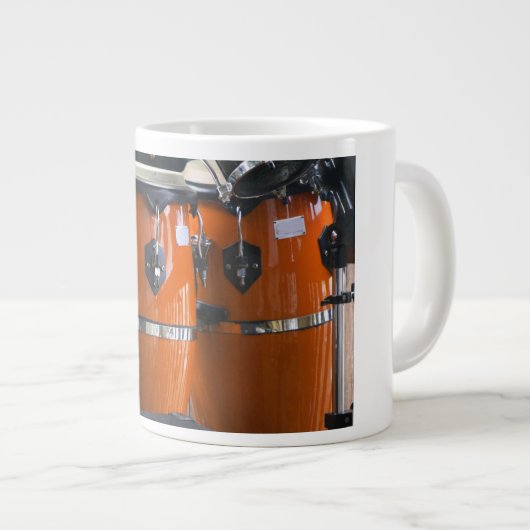 明るいオレンジ色のコンガドラム写真 ジャンボコーヒーマグカップ (正面右)
