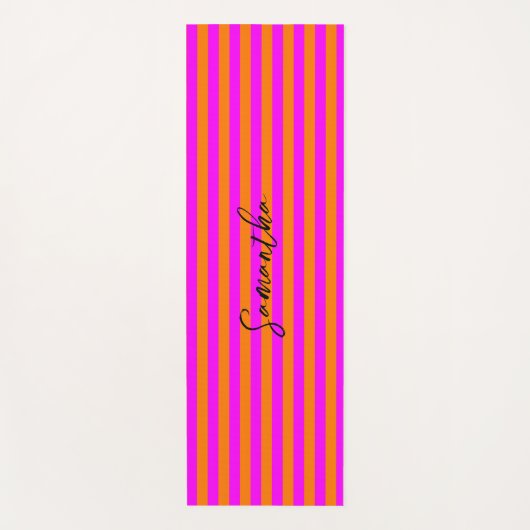 明るいオレンジ色ホットピンクストライプ色名前をカスタムする ヨガマット (正面)