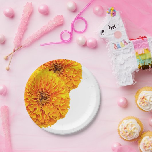 明るいオレンジ金ゴールドのマリーゴールドの紙のパーティーのプレート ペーパープレート