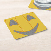 明るいカボチャの衣装デザインハロウィンオレンジ スクエアペーパーコースター (アングル)